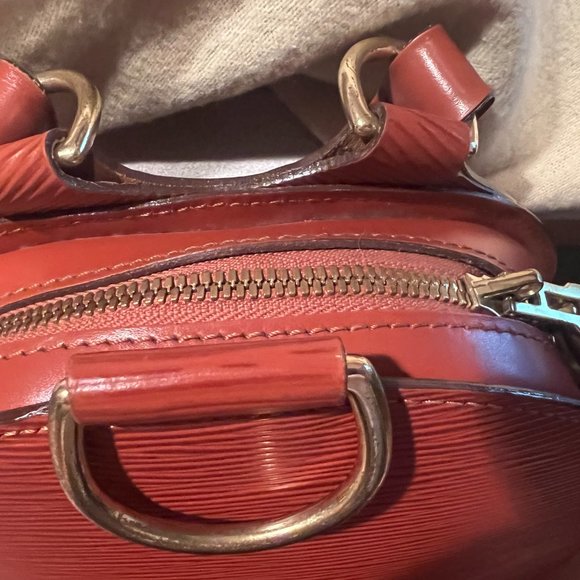 100% authentic Louis Vuitton Mabillon Brown Epi leather Backpack - Picture 6 of 16